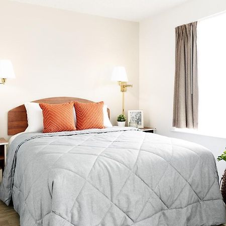 Intown Suites Extended Stay Minneapolis Mn - クーンラピッズ エクステリア 写真