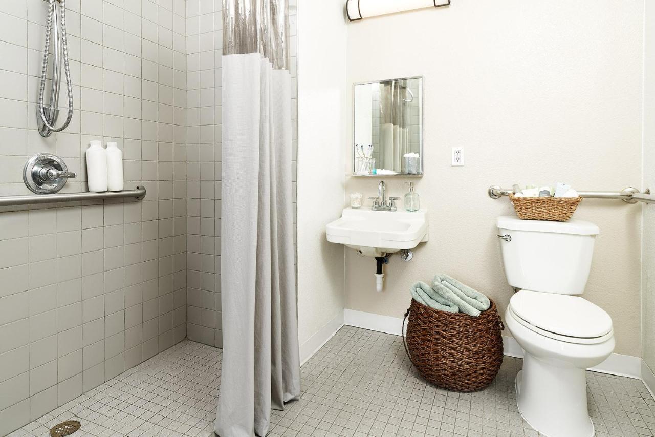 Intown Suites Extended Stay Minneapolis Mn - クーンラピッズ エクステリア 写真